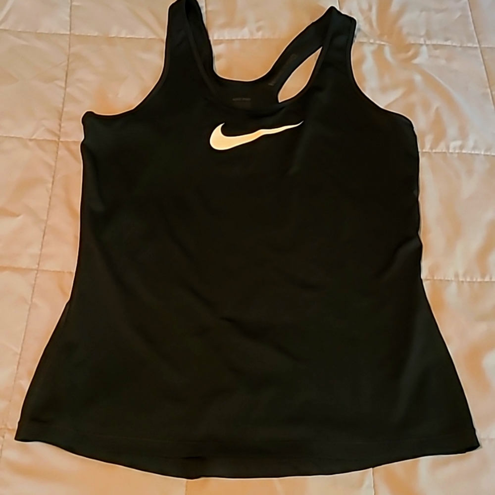 Nike Pro tank